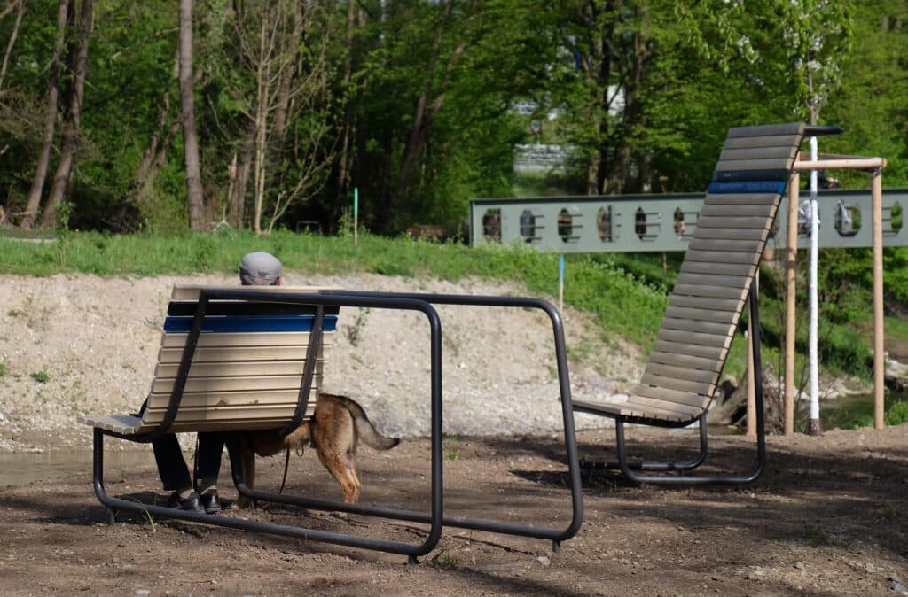 Barrensessel und Klimmzugsessel, Active-Möbel von Burri & Winfried Schneider für öffentliche Räume Zürich